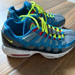 Nike Blue and Gray Sneakers with Cushioned Midsole